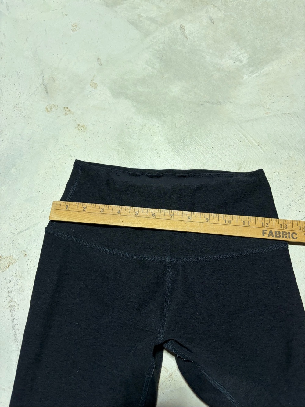 Beyond yoga Black Leggings medium - Picture 3 of 7